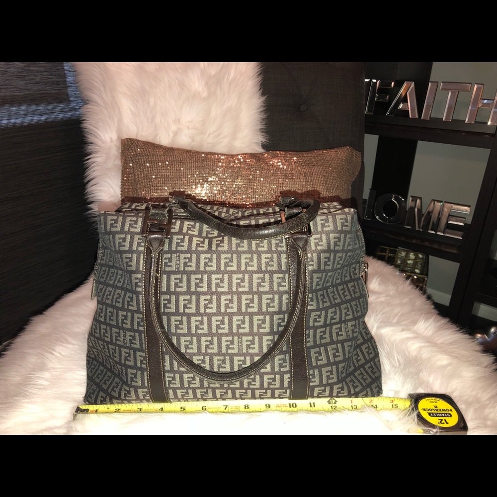 Fendi Handbag ** REASONABLE OFFERS ARE WELCOME**